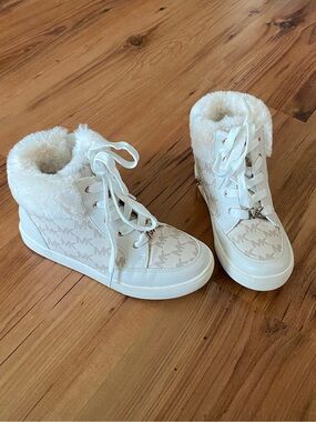 Michael Kors Cream/White Faux-Fur Lace-Up High-Top Boots